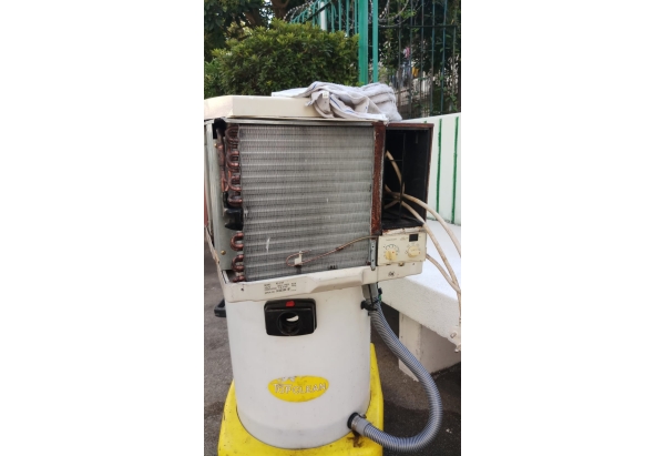 窗口式機清洗後